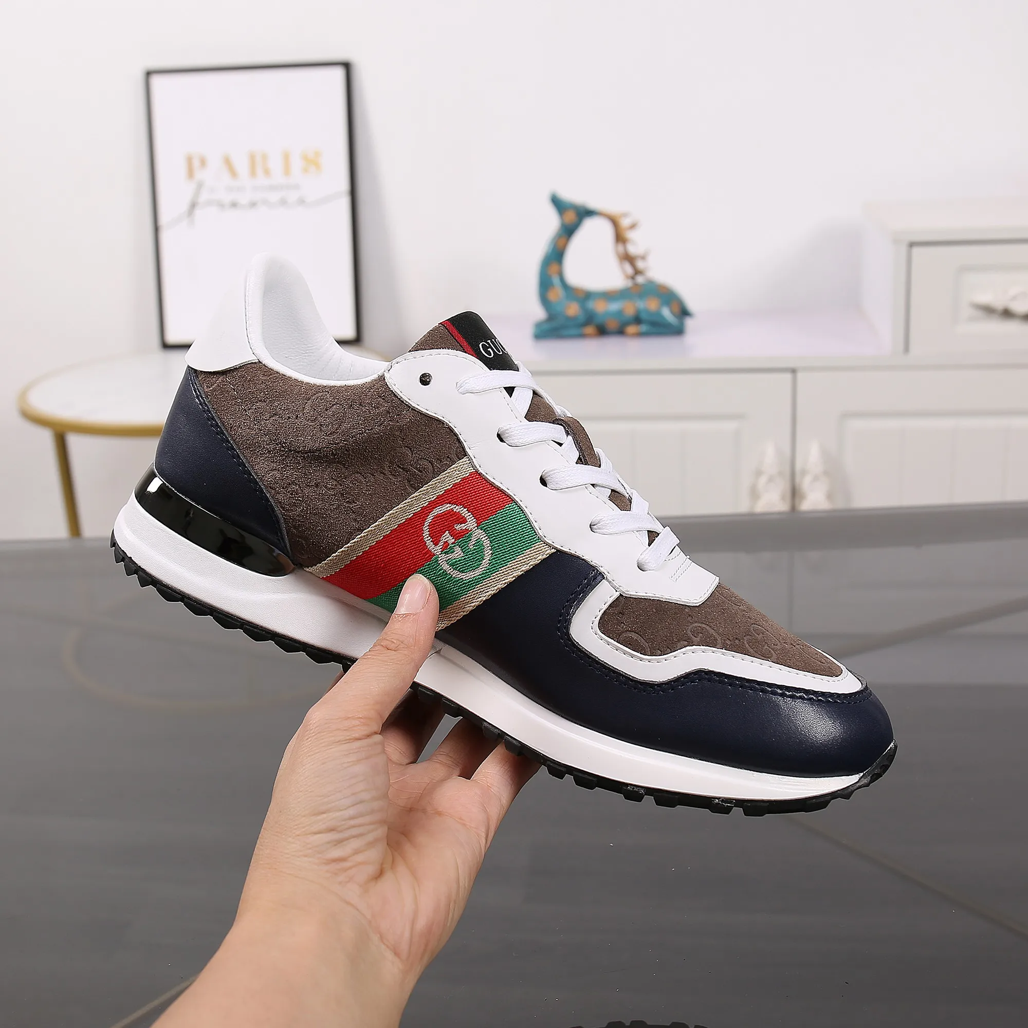 Factory price: 400💰The new spring model is here again! [Gucci Sports Men's Shoes] Gucci fashionable casual men's shoes🇨🇳Original 1:1 mold, new model debuts first💯Not high-profile but avant-garde, simple, low-key and fashionable, super versatile style🌿Made of original cowhide➕Sheepskin lining🎋The version is comfortable on the feet, first-class workmanship🍍Number: 38-44, customized 45
